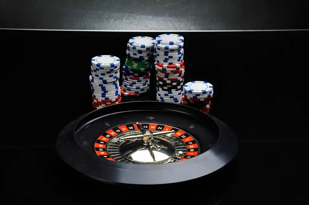 Casino-style game interface showing slots and card games available at 7gamewin